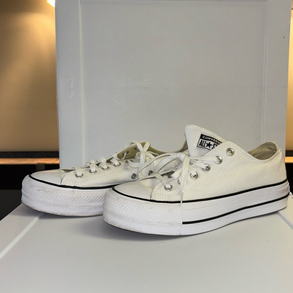 Converse Platform White all star shoes size: US 9 Womens